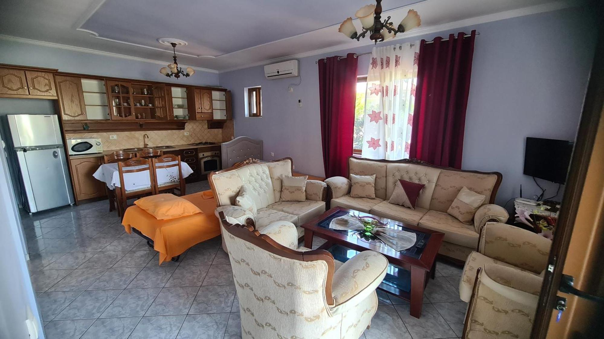 Villa Reshat Caca Ксамил Екстериор снимка