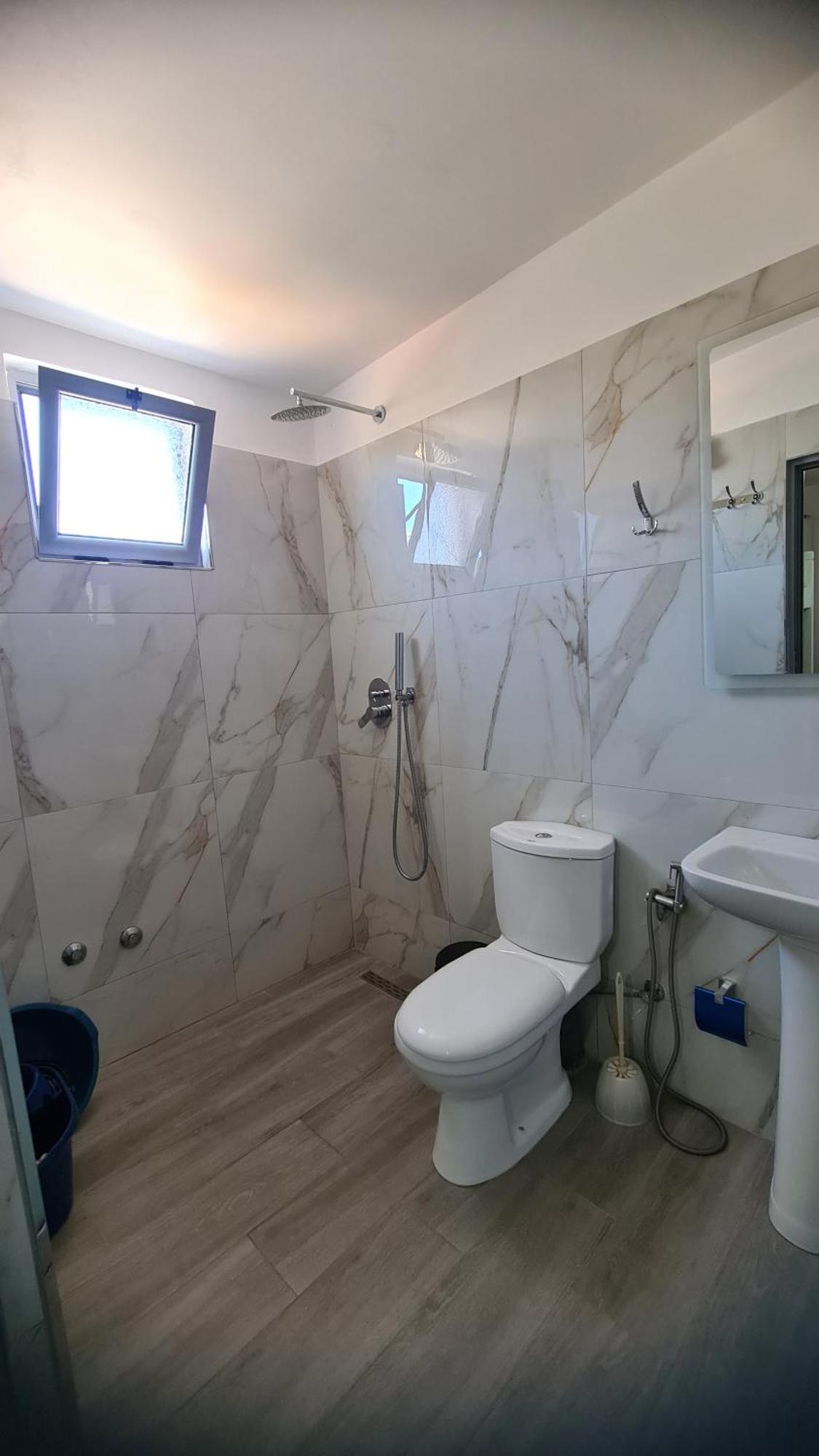 Villa Reshat Caca Ксамил Екстериор снимка
