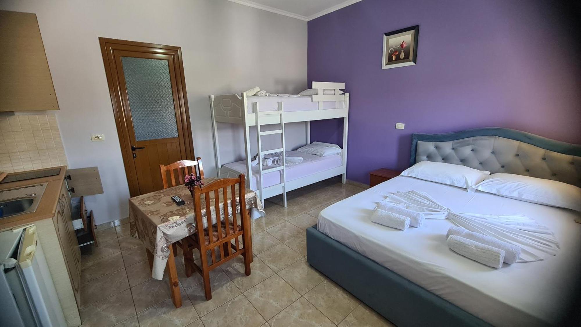 Villa Reshat Caca Ксамил Екстериор снимка